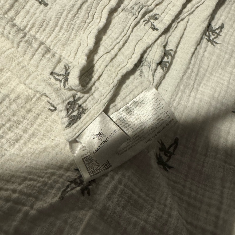 Set of 3 baby/toddler blankets. Cozy, super cute, functional. - Picture 10 of 11